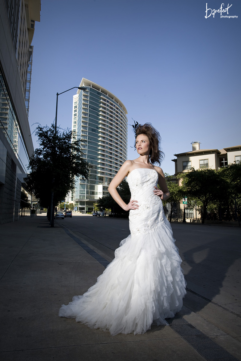 Interesting lighting with a beautiful bride in downtown Dallas